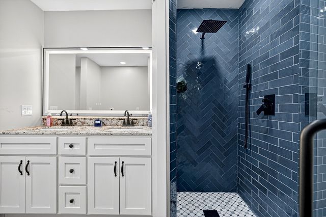 241 Nautilus Pt, Silver Point, TN 38582