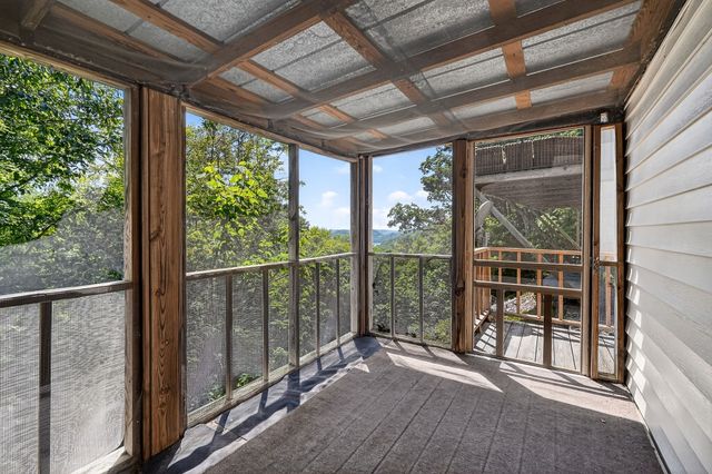 241 Nautilus Pt, Silver Point, TN 38582