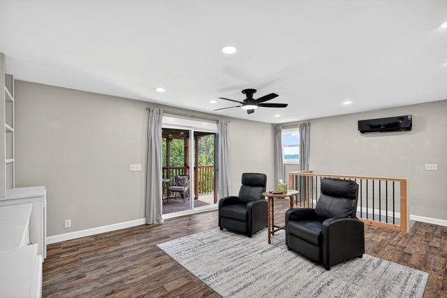 241 Nautilus Pt, Silver Point, TN 38582