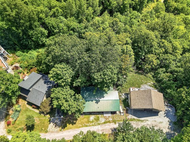 241 Nautilus Pt, Silver Point, TN 38582