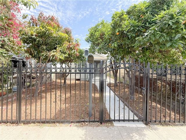 10346 Kalmia Street, Los Angeles, CA 90002