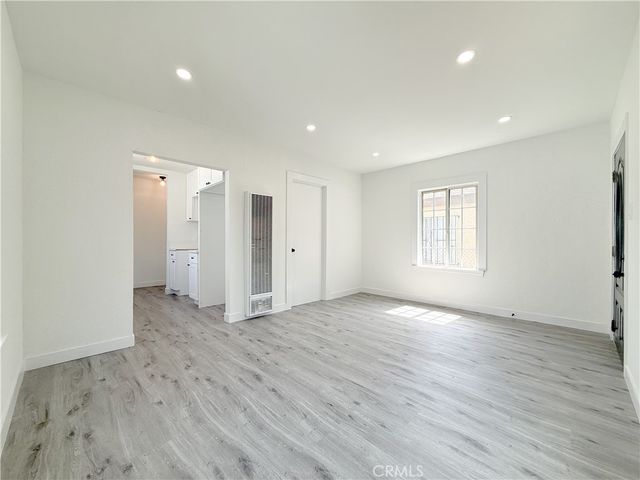 10346 Kalmia Street, Los Angeles, CA 90002