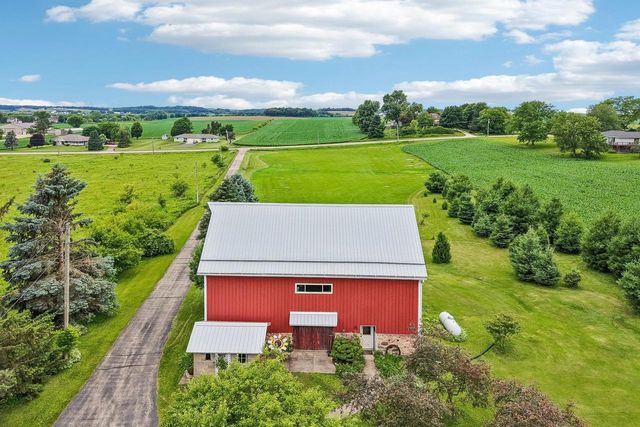 6454 Highway 113, Waunakee, WI 53597