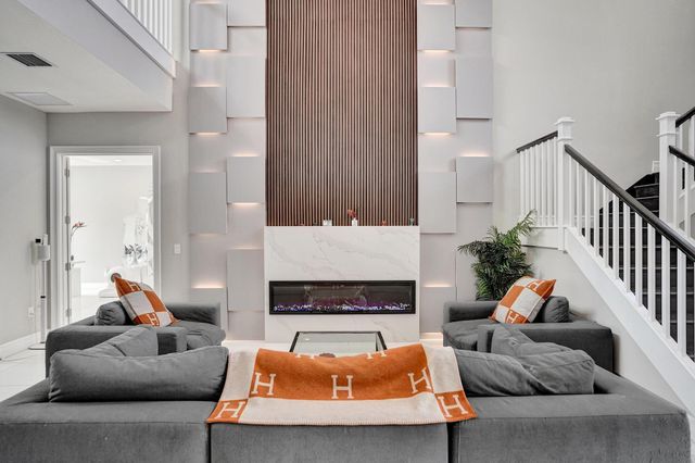 19889 Old Bridgewood Trail, Boca Raton, FL 33498