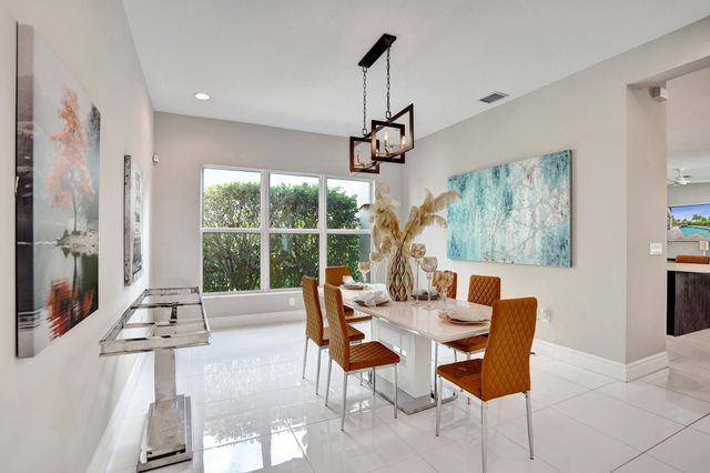 19889 Old Bridgewood Trail, Boca Raton, FL 33498