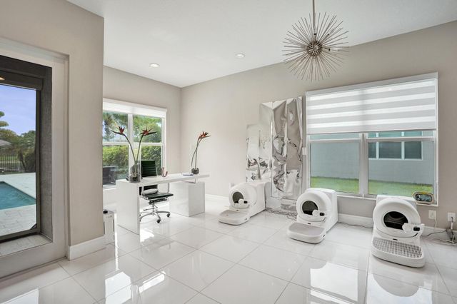 19889 Old Bridgewood Trail, Boca Raton, FL 33498