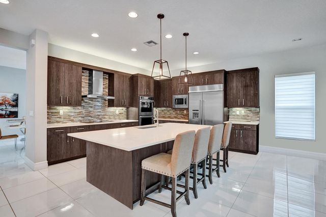 19889 Old Bridgewood Trail, Boca Raton, FL 33498