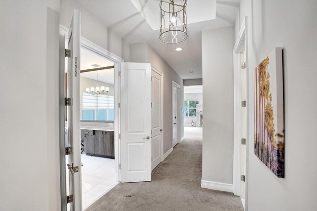 19889 Old Bridgewood Trail, Boca Raton, FL 33498