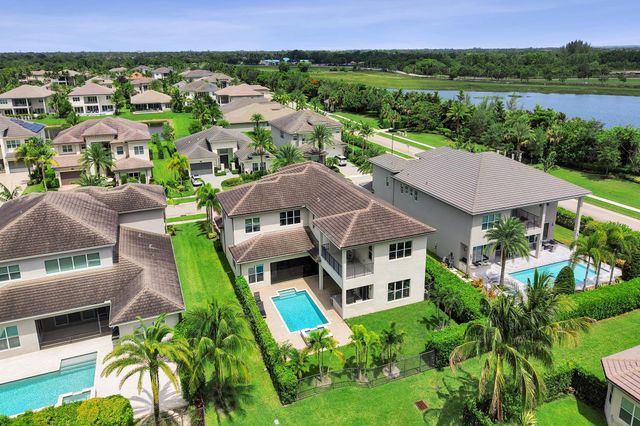 19889 Old Bridgewood Trail, Boca Raton, FL 33498