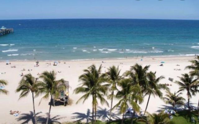 1410 SE 12th Street, Deerfield Beach, FL 33441