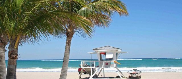 1410 SE 12th Street, Deerfield Beach, FL 33441