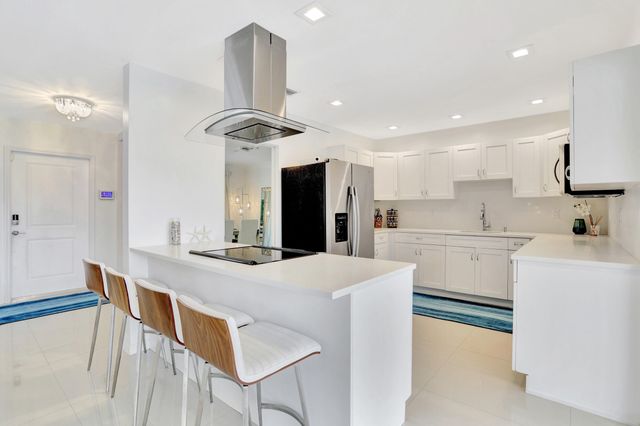 1410 SE 12th Street, Deerfield Beach, FL 33441