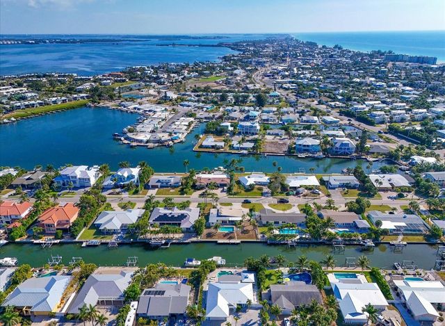 512 KEY ROYALE DRIVE, Holmes Beach, FL 34217