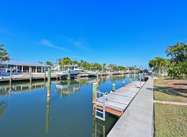 512 KEY ROYALE DRIVE, Holmes Beach, FL 34217