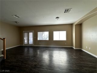 9125 Fish Tail Avenue 102, Las Vegas, NV 89149