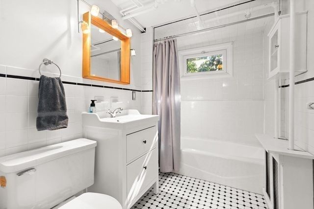 44 Rolling Ln, Newton, MA 02467