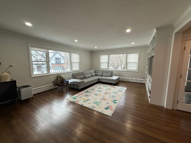 44 Rolling Ln, Newton, MA 02467