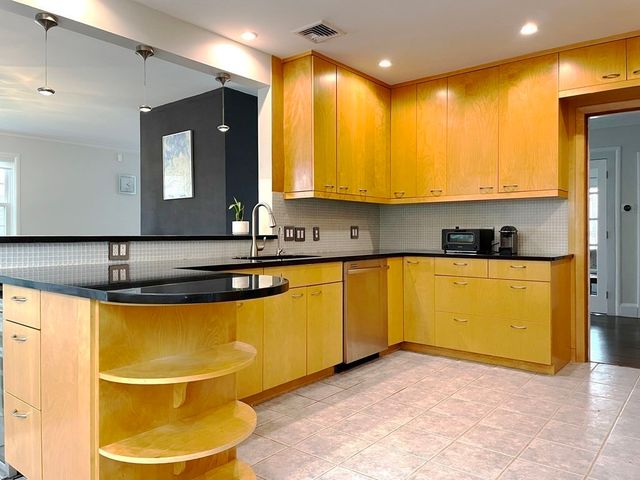 44 Rolling Ln, Newton, MA 02467