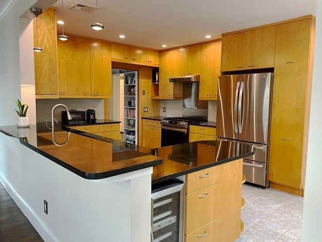 44 Rolling Ln, Newton, MA 02467