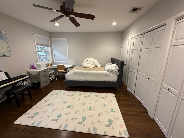 44 Rolling Ln, Newton, MA 02467