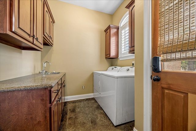 25 LANCASTER DR, Arlington, TN 38002