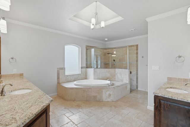 3913 Homestead Court, Granbury, TX 76049