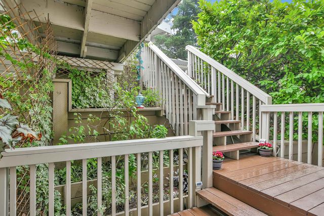 128 Ascot Ct C, Moraga, CA 94556