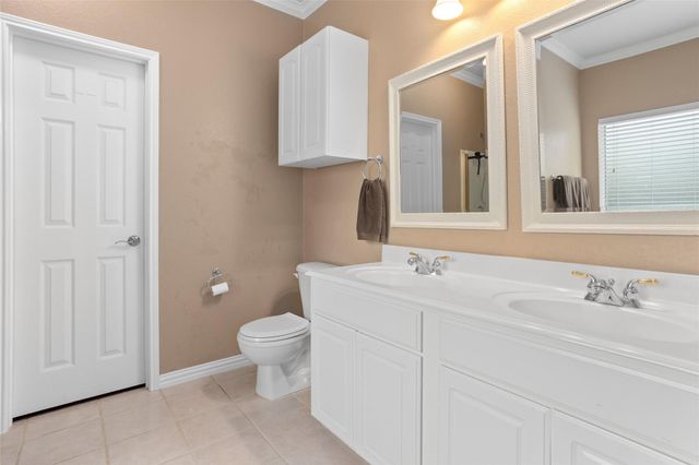8432 Cactus Flower Drive, Fort Worth, TX 76131