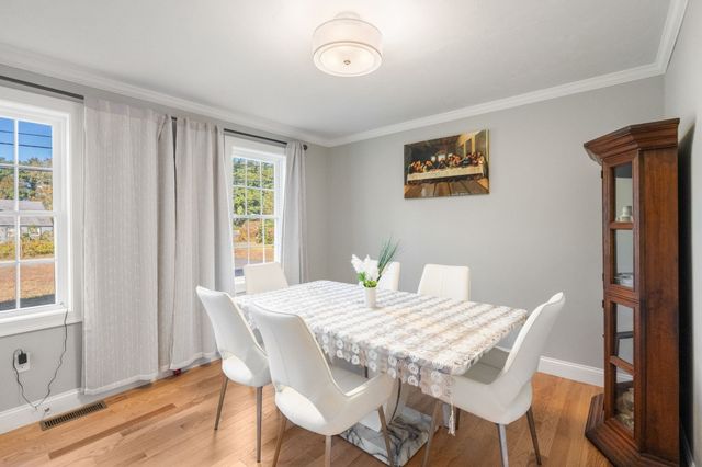 23 Old Center St, Carver, MA 02330