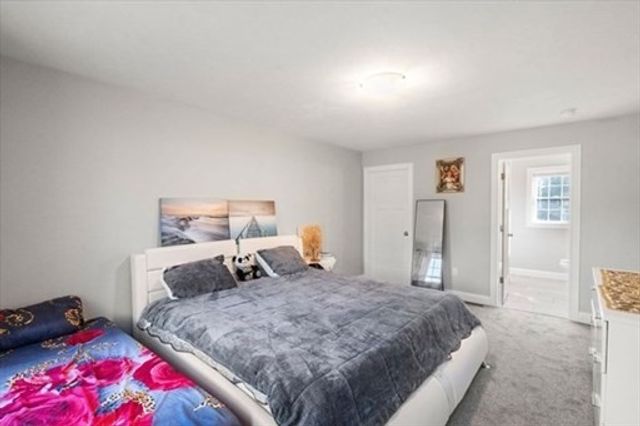 23 Old Center St, Carver, MA 02330