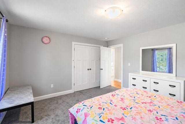 23 Old Center St, Carver, MA 02330