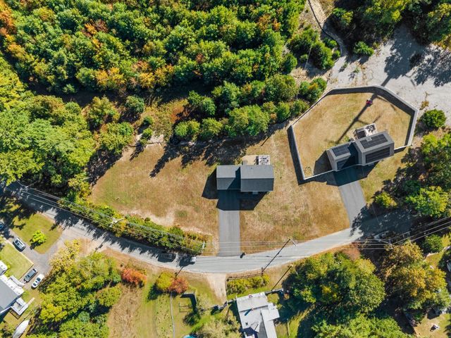 23 Old Center St, Carver, MA 02330