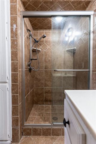 6817 Lancer Lane, Oklahoma City, OK 73132