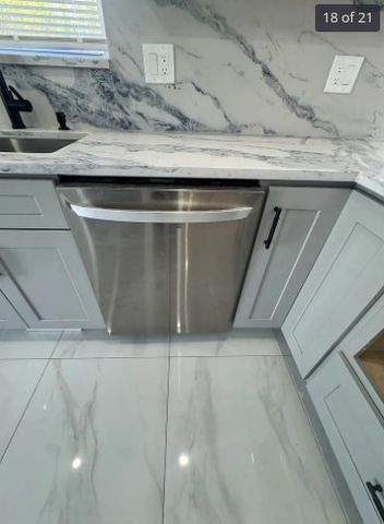 18 Montclair Ave 3, Quincy, MA 02171