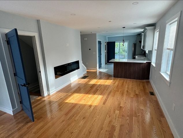 18 Montclair Ave 3, Quincy, MA 02171