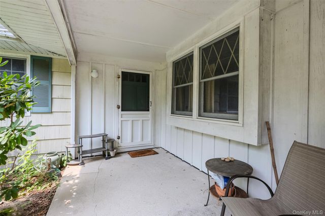 1 Briar Court, Rocky Point, NY 11778