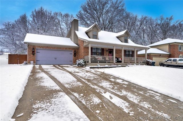 3211 Rolling Creek Drive, New Albany, IN 47150