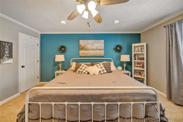 3211 Rolling Creek Drive, New Albany, IN 47150