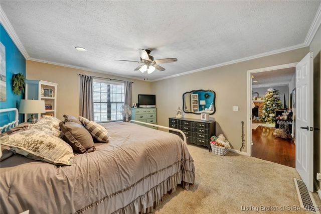 3211 Rolling Creek Drive, New Albany, IN 47150