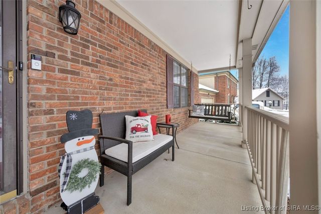 3211 Rolling Creek Drive, New Albany, IN 47150