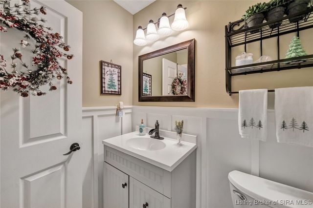 3211 Rolling Creek Drive, New Albany, IN 47150