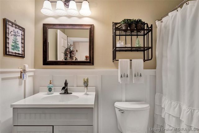 3211 Rolling Creek Drive, New Albany, IN 47150