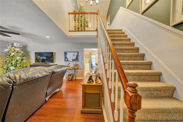 3211 Rolling Creek Drive, New Albany, IN 47150