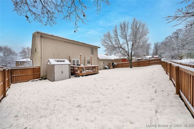 3211 Rolling Creek Drive, New Albany, IN 47150