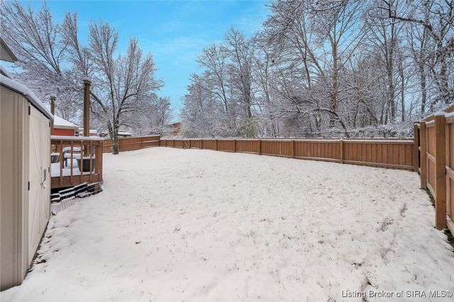 3211 Rolling Creek Drive, New Albany, IN 47150