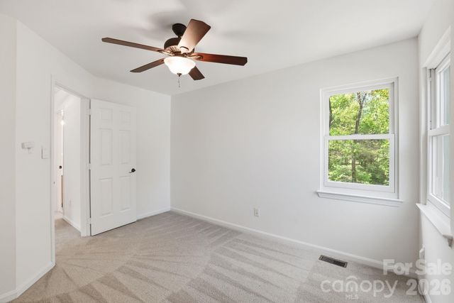 1629 Oak Knoll Lane, Charlotte, NC 28214