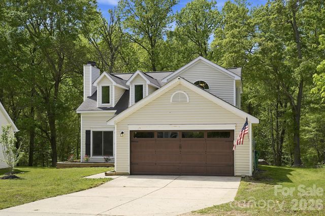 1629 Oak Knoll Lane, Charlotte, NC 28214