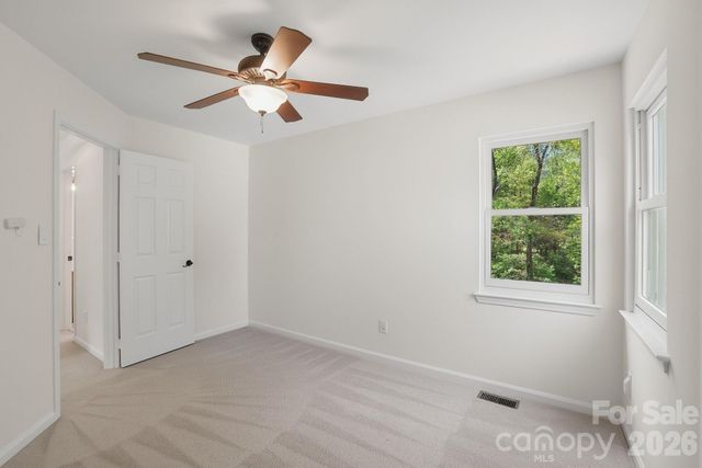 1629 Oak Knoll Lane, Charlotte, NC 28214