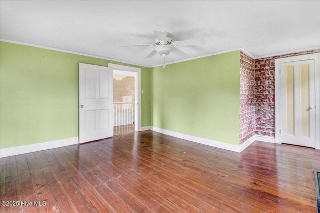 105 W Wayne Street, Fremont, NC 27830