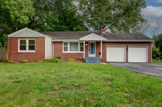 2344 East Manchester Street, Springfield, MO 65804